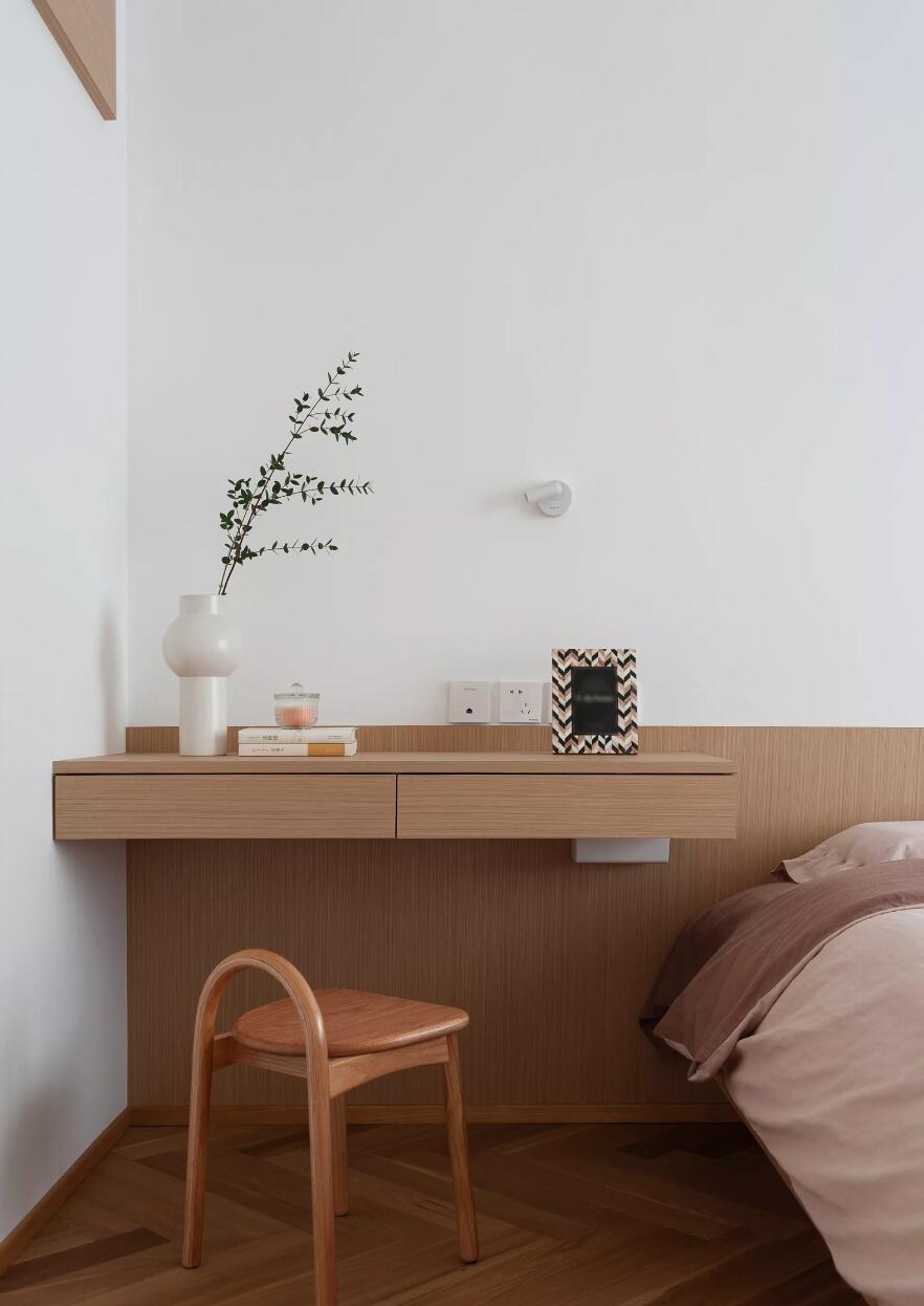 难怪地板拼花越来越流行!看了她家后,骨子里都透着清爽干净