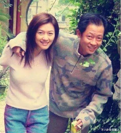 李亚鹏|长得普通,却是“美人狙击手”?这5位男星的前任们,个个绝色