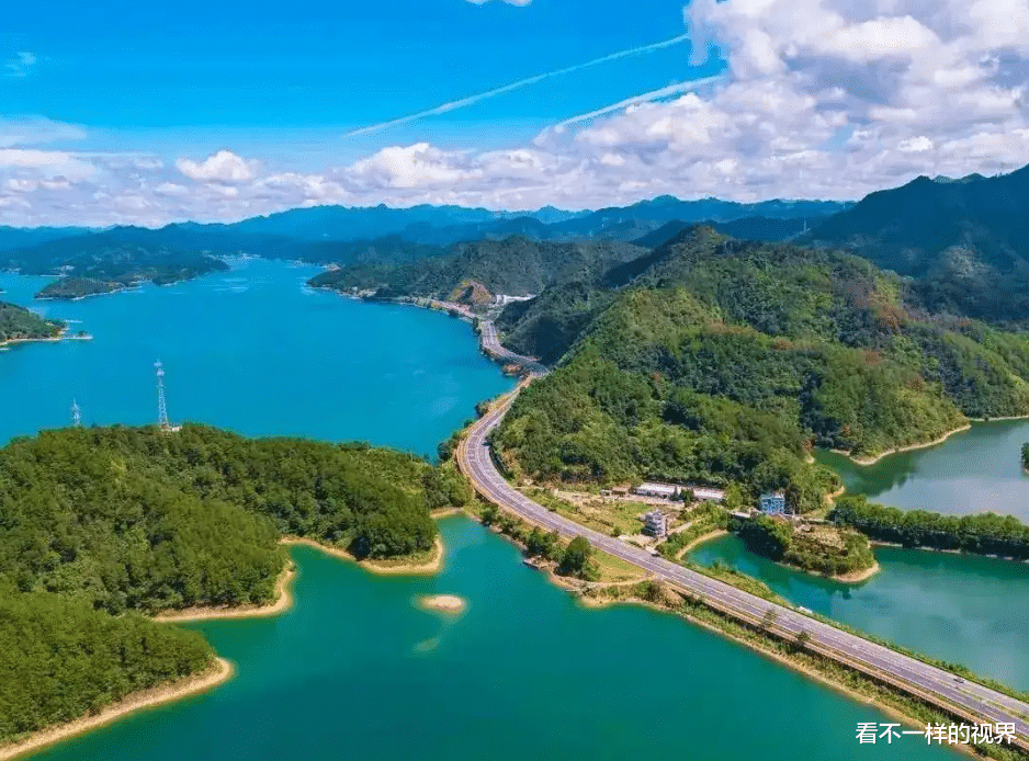 火车|千岛湖有多大？能装下3000个西湖，青鱼长到1.75米