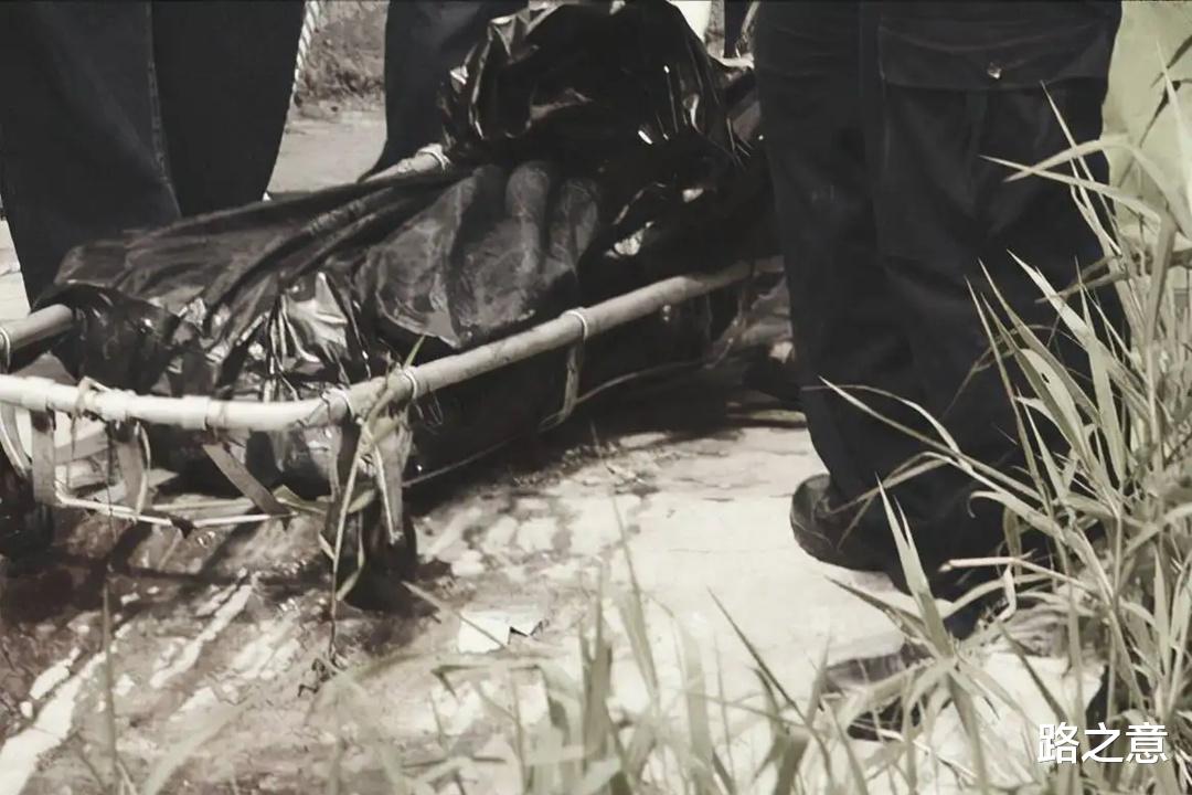 为钱争吵,男人残杀12年的情人,后又连杀两人,2000年新疆碎尸案