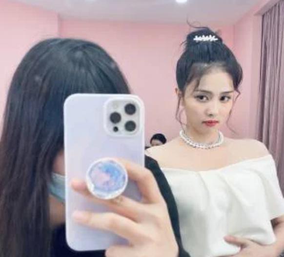 白梦妍|闺蜜当明星我当助理，白鹿&闺蜜助理8年神仙友谊让人超羡慕