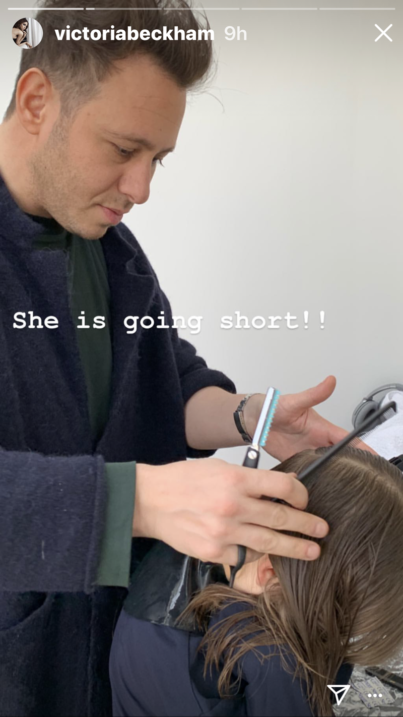 美容 贝克汉姆家的女儿从小就爱分享美,小七7岁直播美容美发新潮流