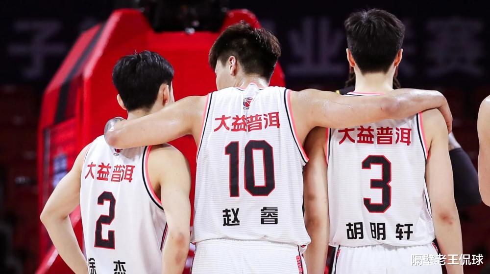 约基奇|续约的烦恼！广东顶薪或7选2，26岁小将实至名归，王薪凯暗自神伤