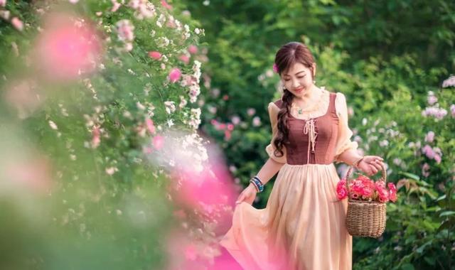 气质女人优雅拍照,参考学习十个技巧,新手摄影快速提高