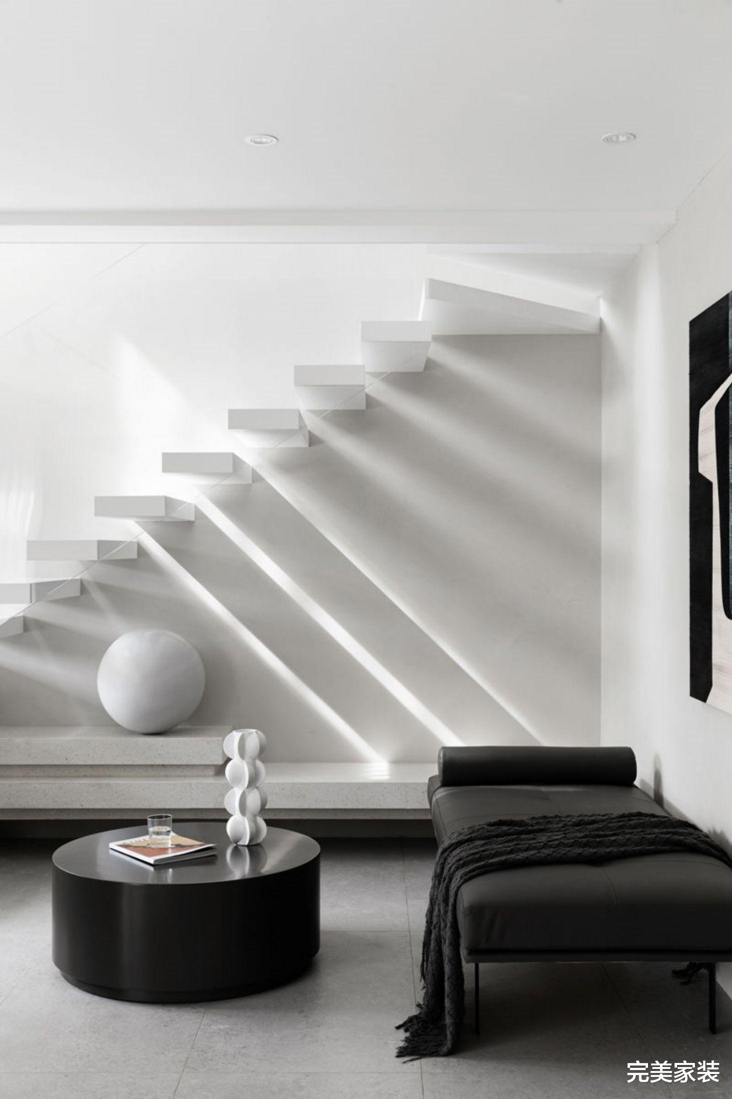 变“碍”为“爱”,80后夫妻爆改复式婚房,270㎡巧妙设计,太赞了