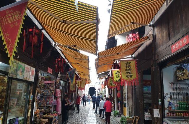 |义乌又一老街走红，300多年历史全长2000多米，隐于市中的繁华