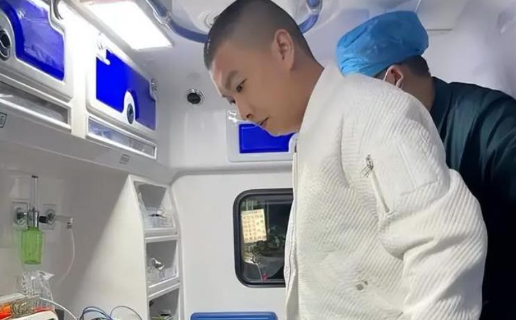 带货|圈内主播揭露“网红送手机”的内幕,直言:十有八九都是假的