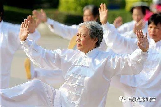 养生|人老腿先衰，骨骼健康才能长寿，这些事你做对了吗？