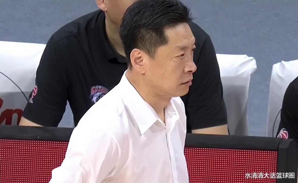 李春江|李春江指导冲裁判发火“吃T”的两个原因