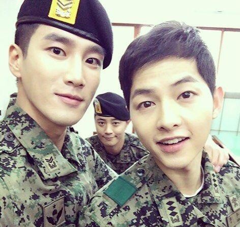 金高银|迷倒朴敏英、金高银的男人！这身材是不付钱能看的嘛