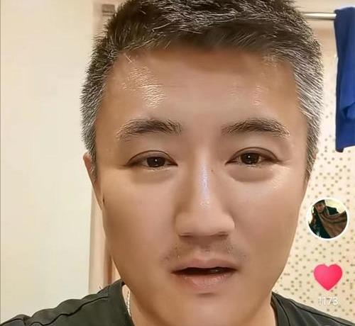 叶静|叶静：曾被琼瑶“钦点”，为上北影连考3次，如今41岁满头白发