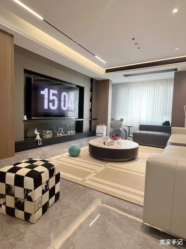 江苏夫妻拒绝“过度装修”,把172㎡家装修得堪称教科书,太高级了