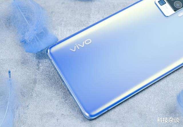 vivo x|让折痕消失，vivo X Fold真机现身