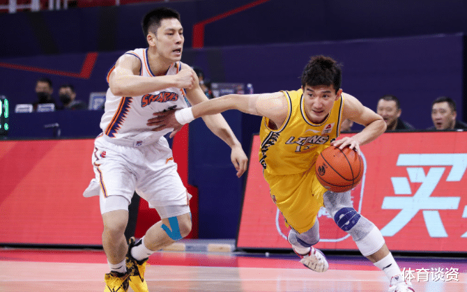 孙铭徽|轰45+7！孙铭徽超神一战，3-0晋级决赛，三分10中7将和郭艾伦争冠