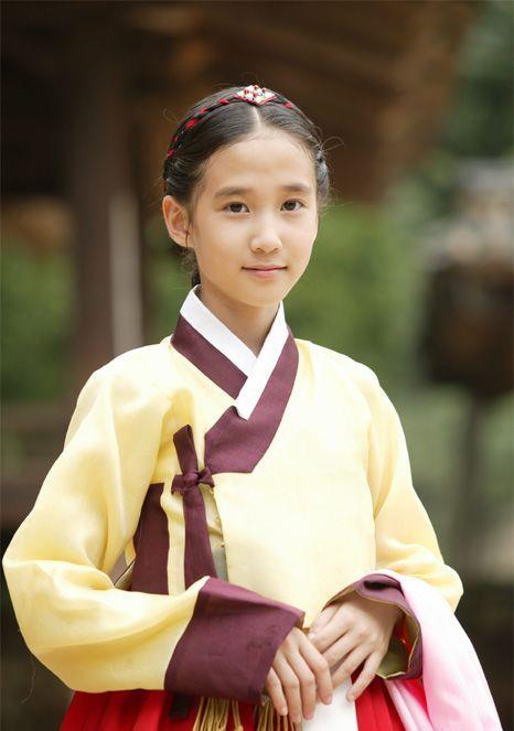 朴恩斌|韩剧演变史的母胎美人：儿时朴恩斌，等比例放大的美貌让女生也心动