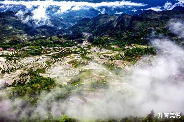 |夏日旅行计划！中国值得去的10个小众旅行地，人间秘境，太美了！