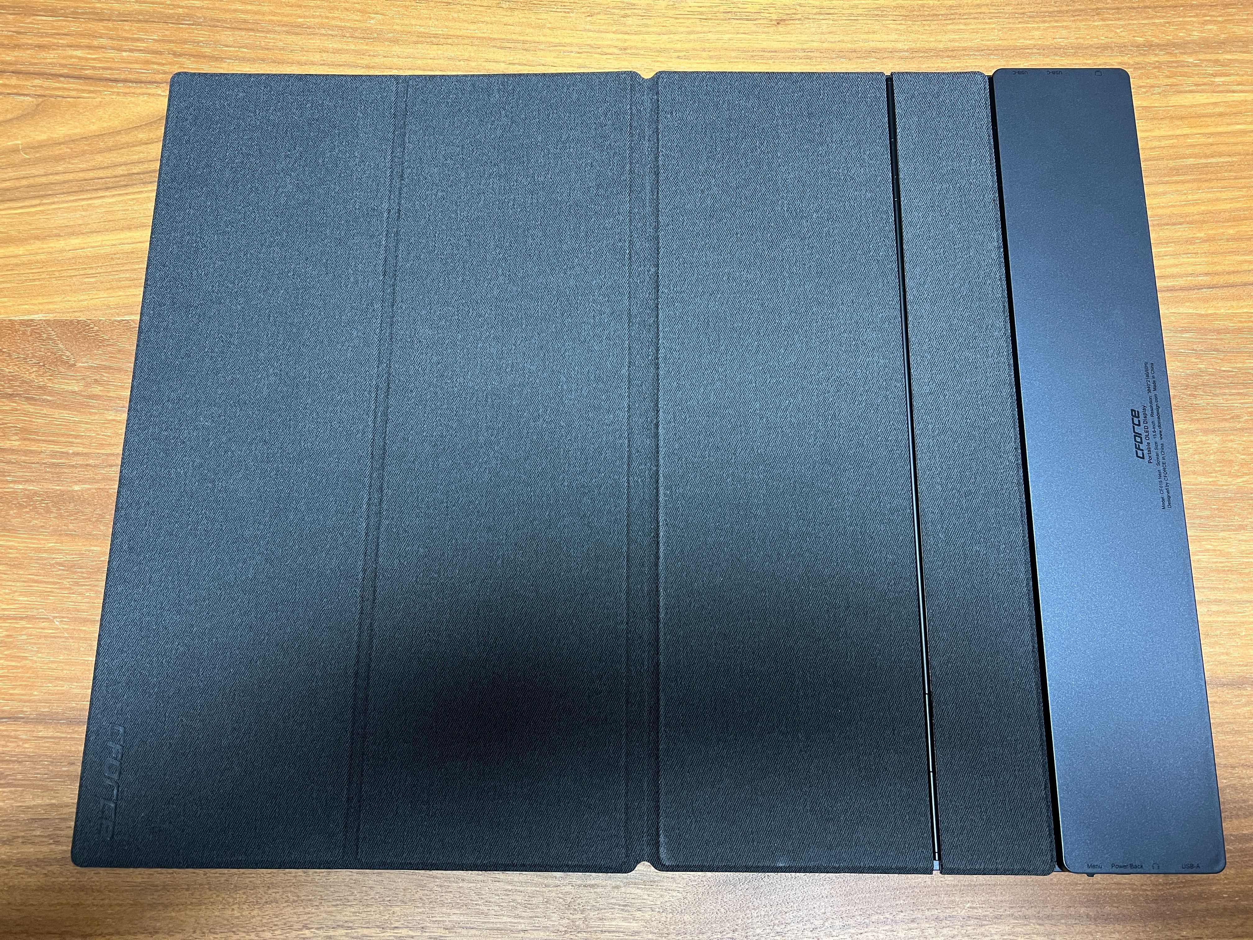 苹果|年轻人的第一块OLED？Mac、次时代的完美搭档：CForce便携屏体验