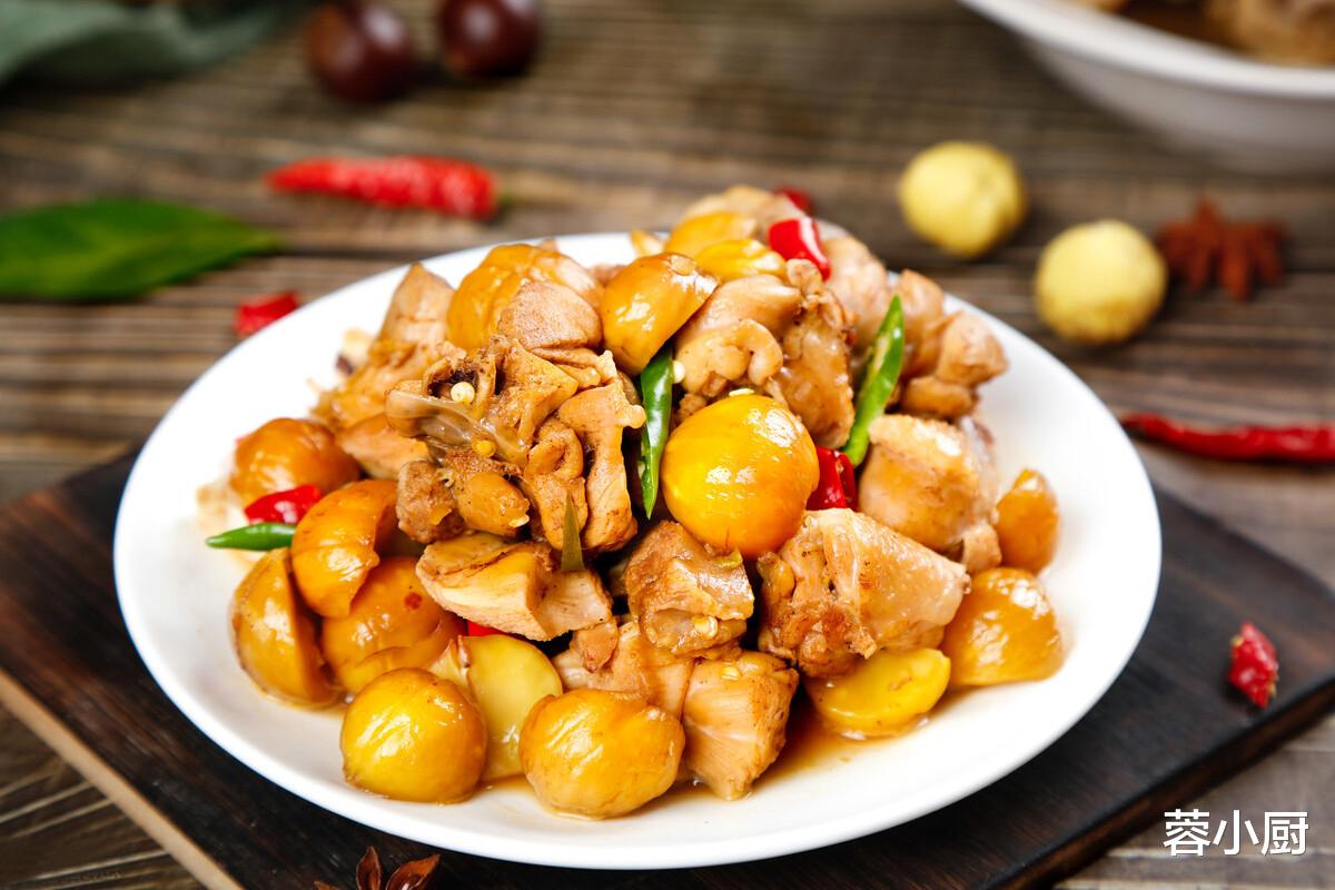 进入毒七月,饮食宜“增甘减苦”,建议吃“1米2肉3果”,身体好