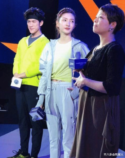 朱一龙|以为是神颜男星，实则身材五五分、干瘦羸弱，感觉自己被骗了！