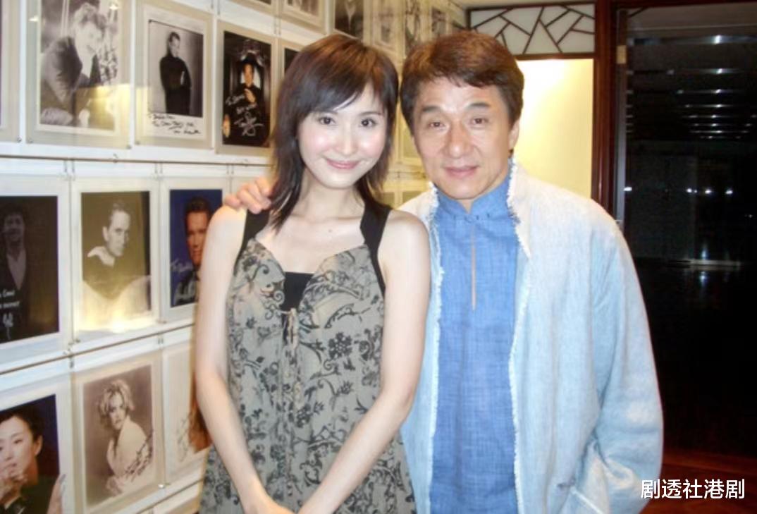 |走出离婚阴霾？TVB知名主播突晒男友视角美照，一脸幸福疑有新恋情