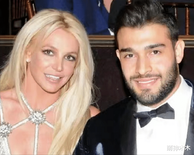 布兰妮·斯皮尔斯|布兰妮婚礼很梦幻,白马搭配南瓜车,麦当娜希尔顿等大咖盛装现身