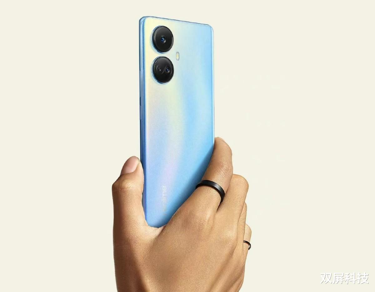 华为荣耀|千元曲面屏之争:荣耀X40遇到真我10Pro+,只能“丢盔弃甲”?