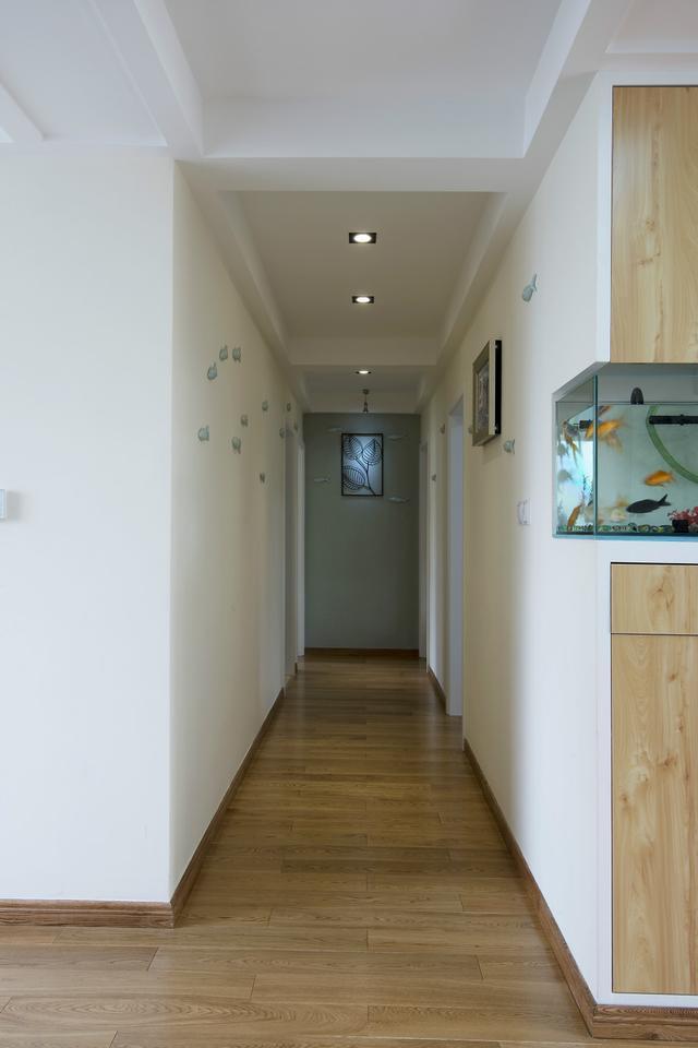 新房装修完毕,客厅装修超好看,朋友来一次夸一次