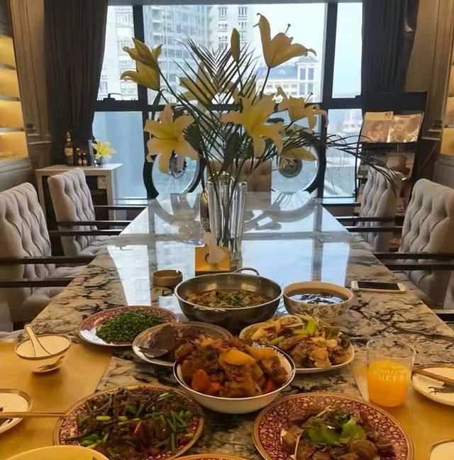 倪妮|18线演员诉苦称年收入不足百万,太低:果然,又有演员出来卖惨了