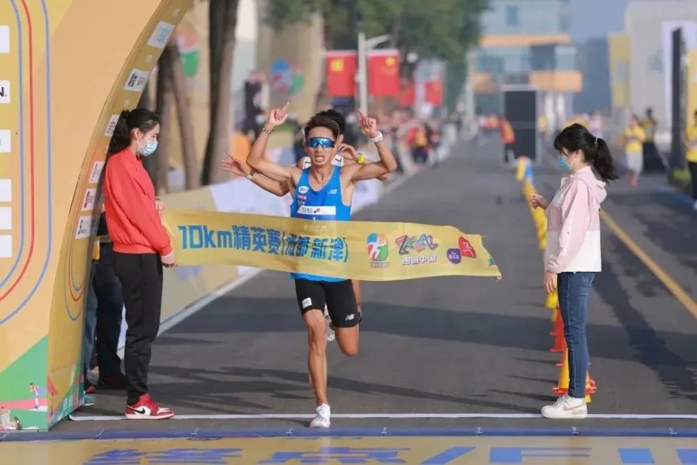 |贾俄10公里29分24秒创记录!10公里是跑步的一个坎,你能跑多快?