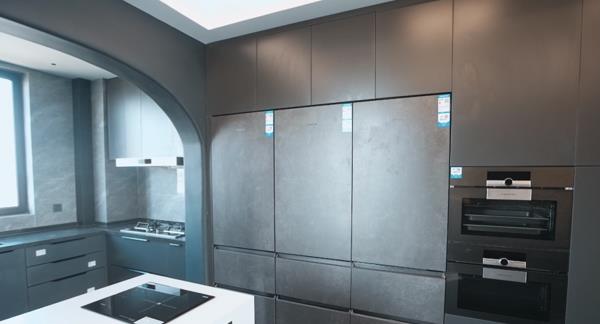 我家的厨房比了一个寂寞,这才是“最完美”的嵌入式设计