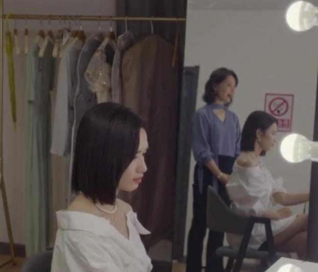 第二次拥抱|《第二次拥抱》歌手王曼追求李诚,应该是一场阴谋