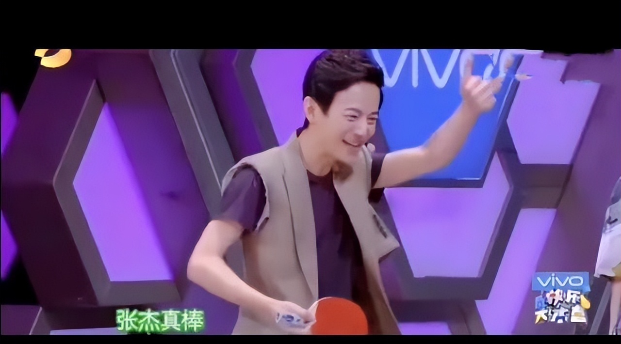 何炅|何炅谢娜突然登上热搜，《快本》节目要回来了？