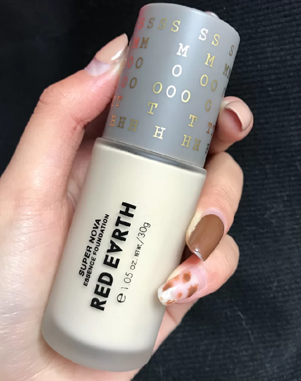 运动 均价100元的养肤粉底液合集！干皮最爱，滋润保湿不卡粉。