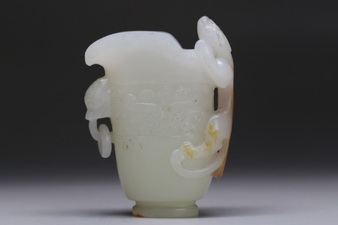 和田玉籽料|舊藏和田玉籽料“枣红皮 螭龍爵杯”