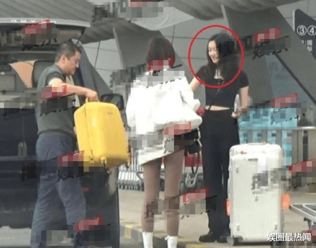 |李亚鹏与女友拍摄婚纱照，女友身材发福疑似怀孕，网友：钱还完了吗