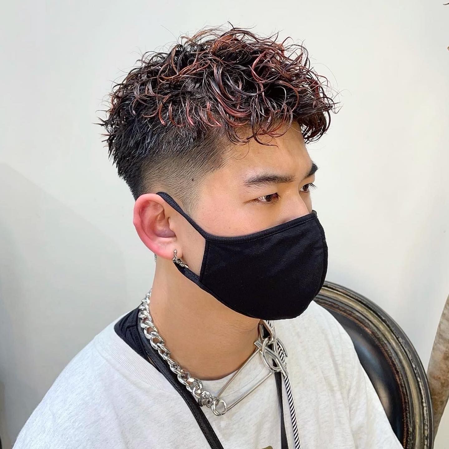 发型 14款最适合年轻男士的发型，有烫发有染发人气很旺，想不帅都难
