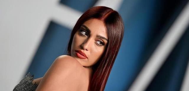 麦当娜|麦当娜25岁女儿近况曝光,参加活动排队,眼神自信很像妈妈