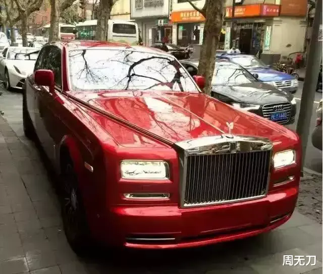 王思聪|王思聪：非常高调的富二代，花钱方式太土豪，竟花100万买台电脑