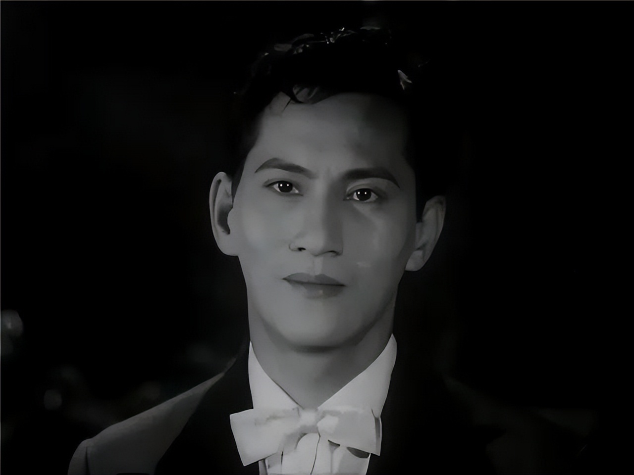 电影|痛惜！香港14位叔辈大腕，个个演技超群，其中13位已经离世