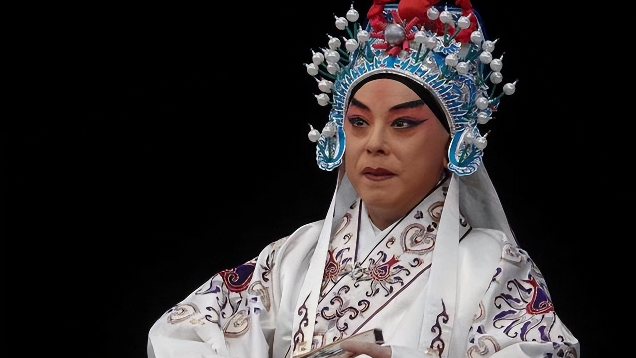 京剧|如今京剧名家于魁智、张火丁等人受质疑,可是京剧却一代不如一代