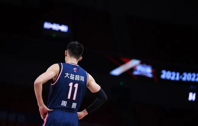 广东省|广东离队第1人曝光！自降身价仍难续约，绯闻女友或成最大羁绊