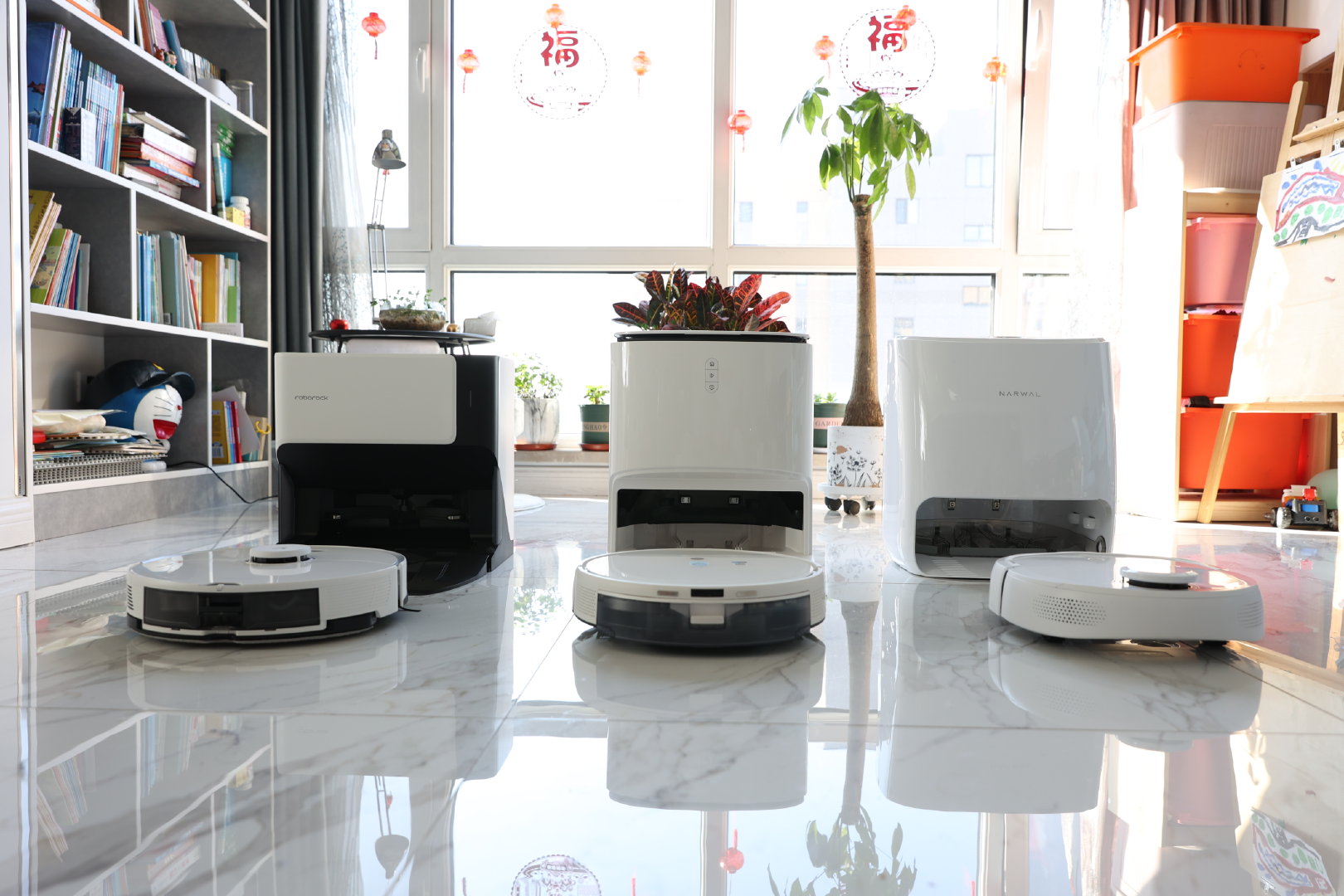 演绎|云鲸J2、一点k10、石头G10扫地机器人哪个更适合你?