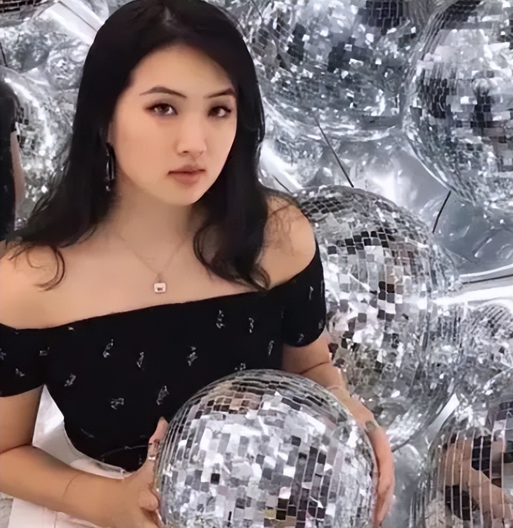 戛纳|姚安娜与谷爱凌现身戛纳,二人都是颜值和才华双在线,国籍引关注