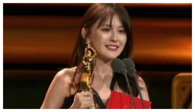 孙俪|金鹰颁奖晚会：王凯搭档何炅主持，孙俪出局，殷桃周迅成热门人选