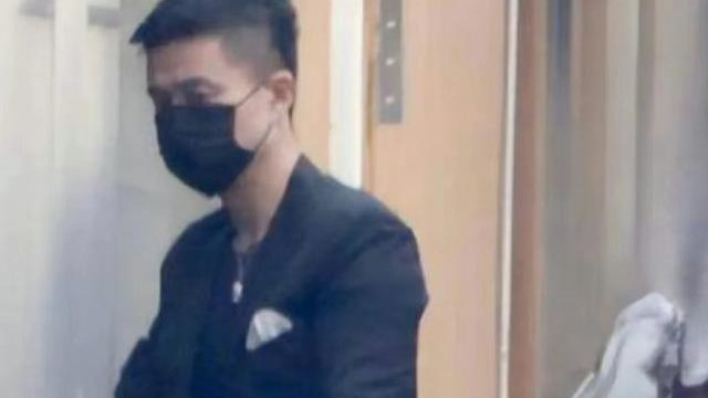 小S|小S老公又出绯闻，带辣妹吃日料，网友：家里红旗不倒外面彩虹飘飘