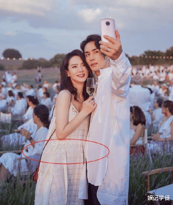 李承铉|吴建豪这也太暖了吧！面对崩溃大哭的李承铉，直接搂抱安慰了起来