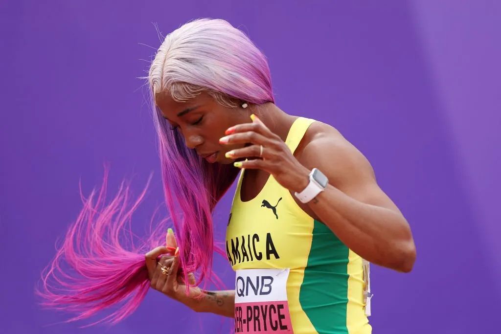 第一女飞人爆火！10.67秒再夺冠！生娃被劝退役，复出还是王者…