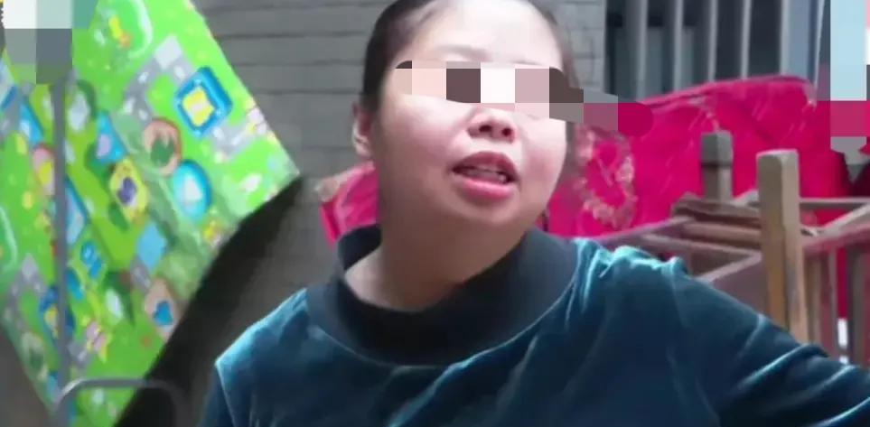 纪实73岁老太给女儿36万,生病要穷儿子照顾,好转后:结束母子关系