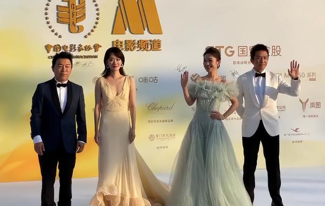 金鸡奖红毯：倪妮造型靓丽大方，孙怡、陈都灵同框美艳又养眼