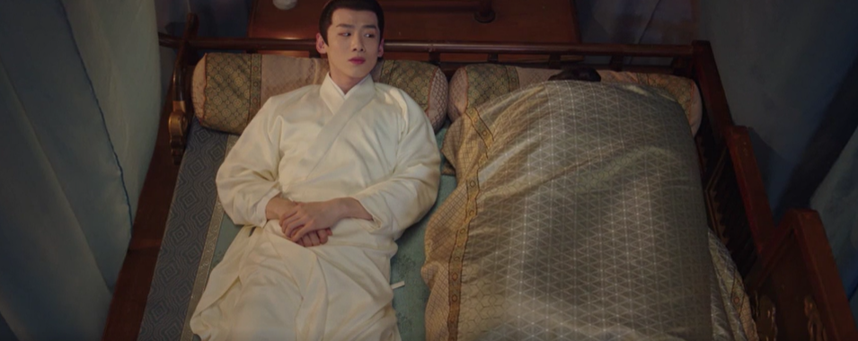 尹峥|一口气追平，笑死人的下饭国剧来了